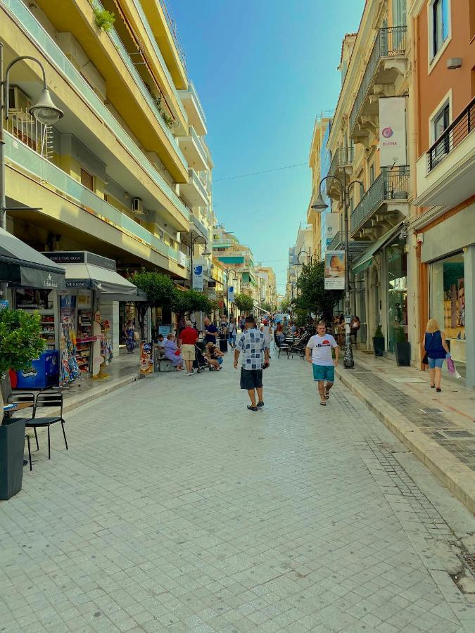 Happy Place! Big, Bright & Central - Ideal For Families And Groups Of Friends Patras Exterior foto