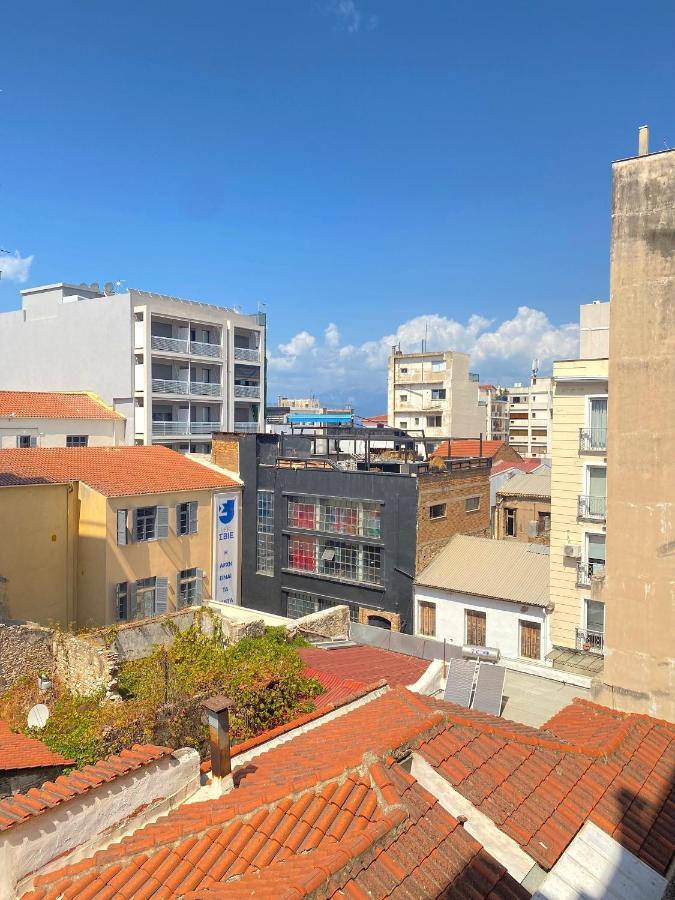 Happy Place! Big, Bright & Central - Ideal For Families And Groups Of Friends Patras Exterior foto